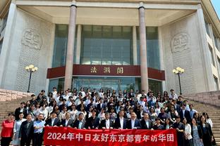 杨毅：詹姆斯今天梦回18年&按住小卡 他五六年没有这样的比赛了